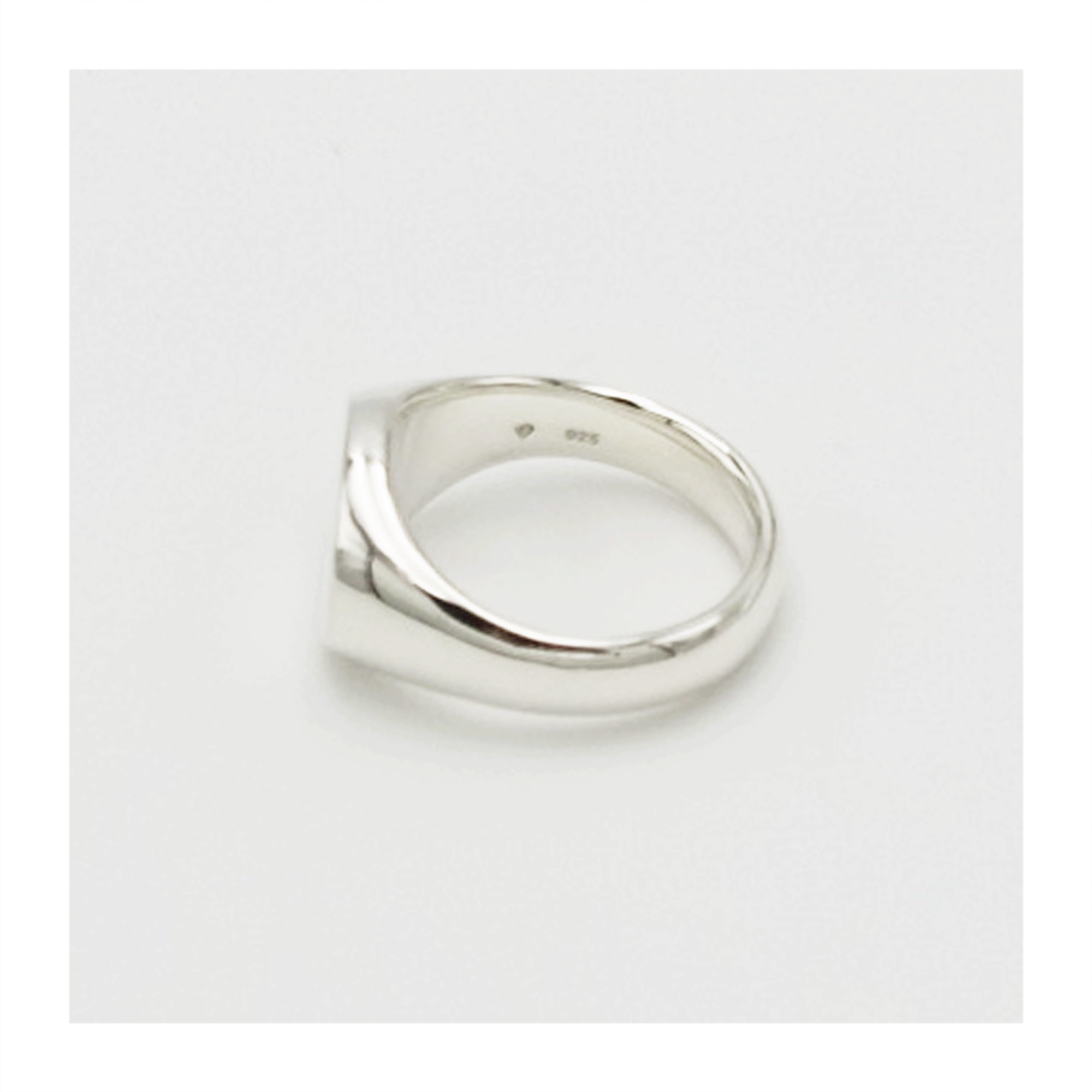 SIGNET Ring Round WIDE | INDEPENDENT Flowers u0026 Co. 21 / Silver